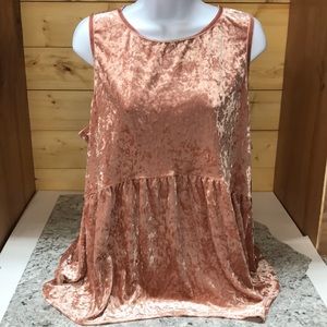 Knox Rose sleeveless top. Velvety feel! Rose color